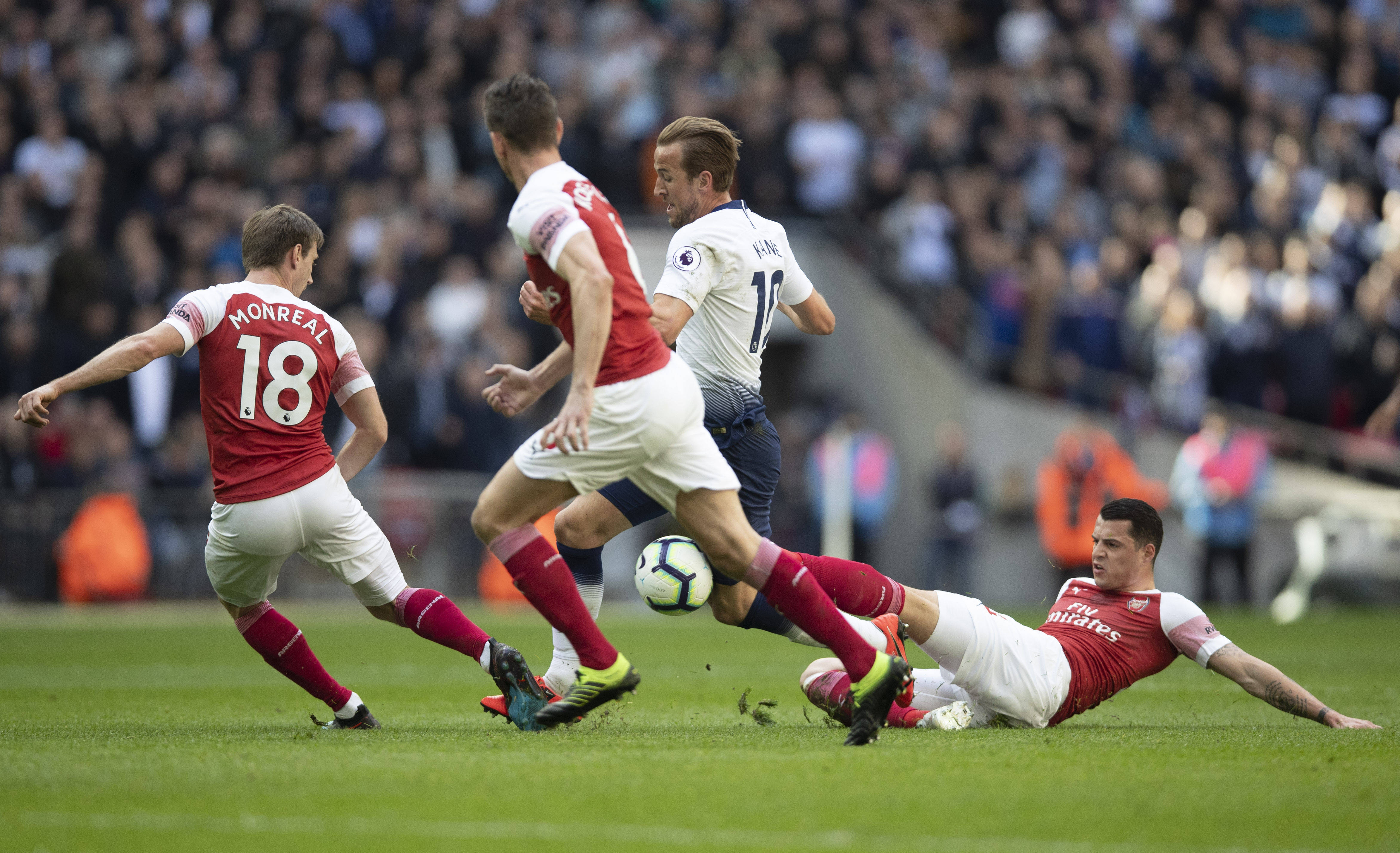 浓眉哥焦点对战，詹姆斯与60激战阿森纳分钟，败北胜负难料！