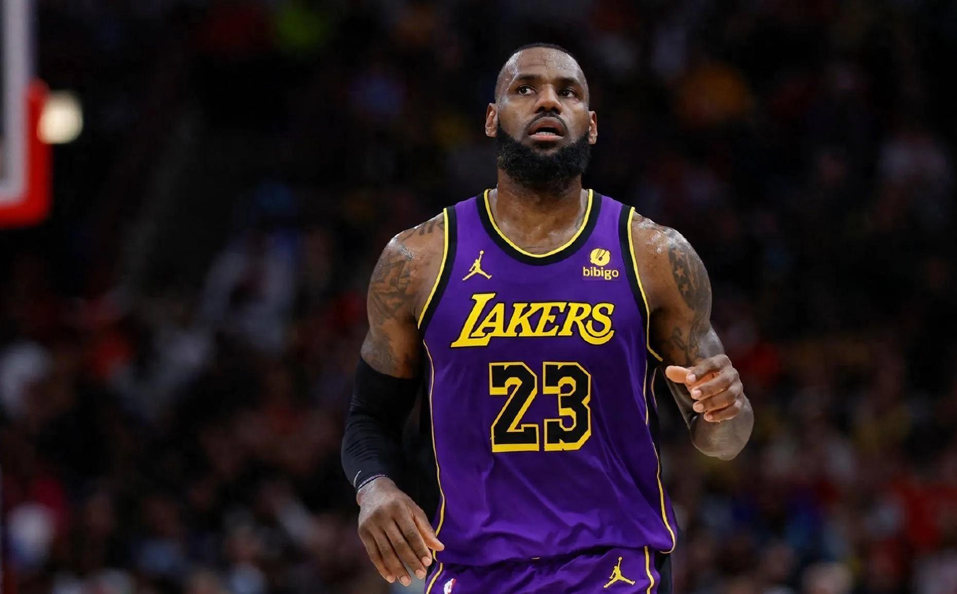 开云体育官网-湖人核心球员伤退，球队未来走势成疑，作为分析.-开云体育官网